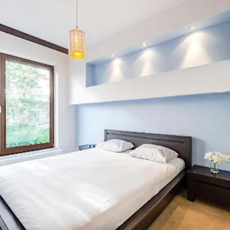 Apartment Urbannest I Szafarnia 8 *